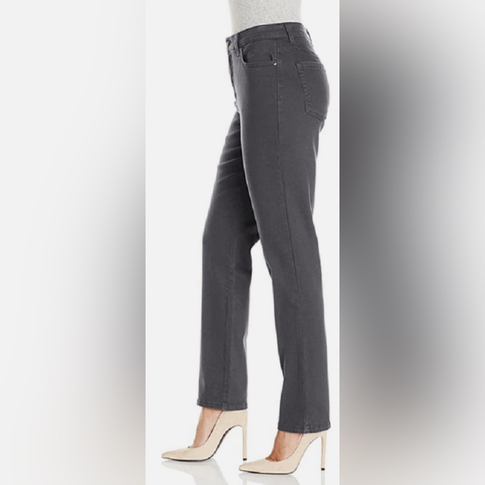 Gloria Vanderbilt Original Slimming Ankle Jeans BRAND NEW WITH TAGS